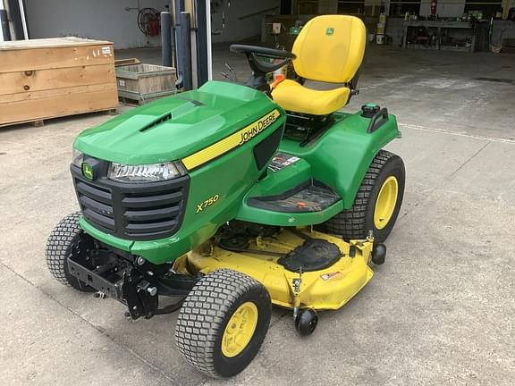Image of John Deere X750 Primary image