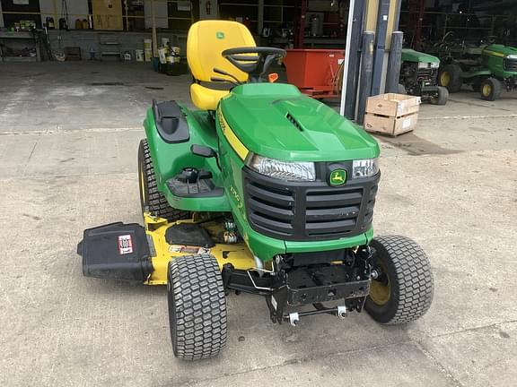 Image of John Deere X750 equipment image 1