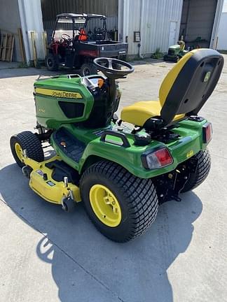 Image of John Deere X750 equipment image 2