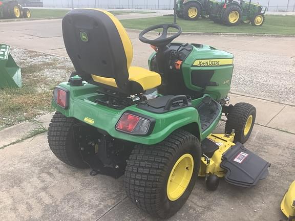 Image of John Deere X750 equipment image 3