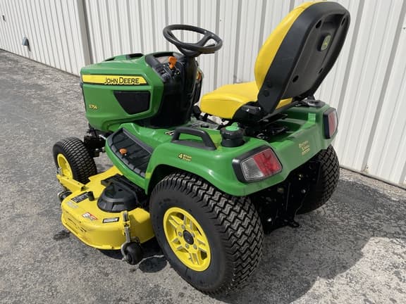 Image of John Deere X754 equipment image 3