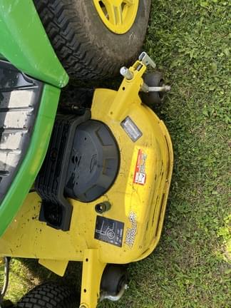 Image of John Deere X754 equipment image 4