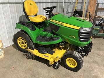 Main image John Deere X754