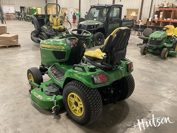 Image of John Deere X754 equipment image 4