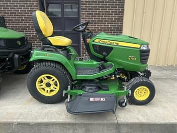 Main image John Deere X754