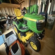 Image of John Deere X758 equipment image 3