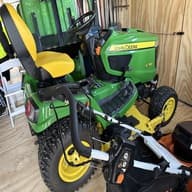 Image of John Deere X758 equipment image 2