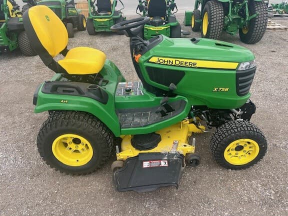 Image of John Deere X758 equipment image 2