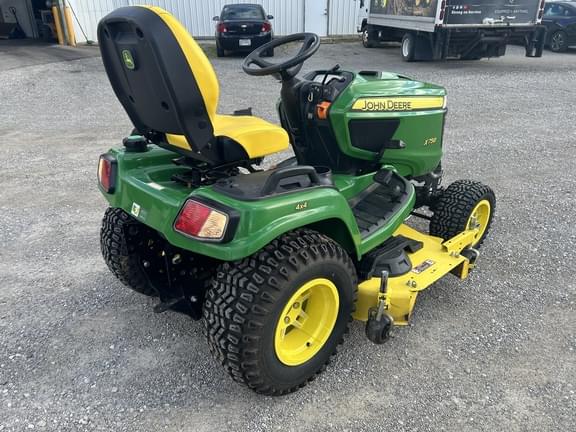 Image of John Deere X758 equipment image 4