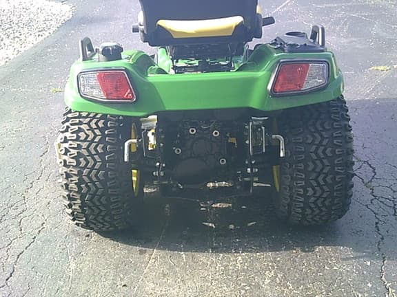 Image of John Deere X758 equipment image 1