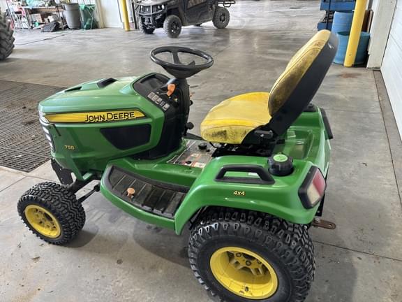 Image of John Deere X758 equipment image 2