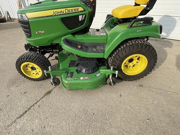 Image of John Deere X758 equipment image 2