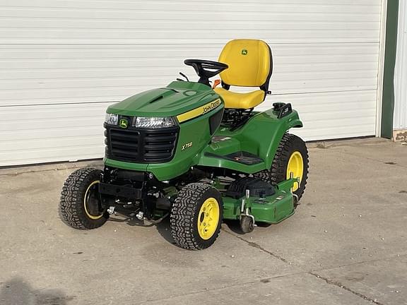 Image of John Deere X758 Primary image