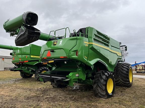 Image of John Deere X9 1000 equipment image 2