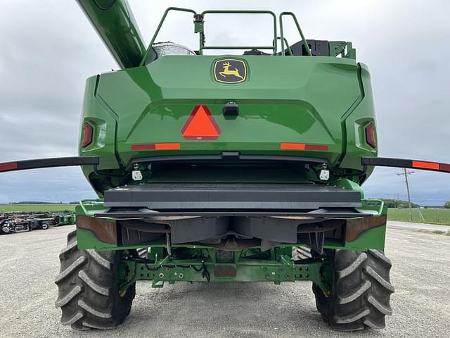 Image of John Deere X9 1000 equipment image 3