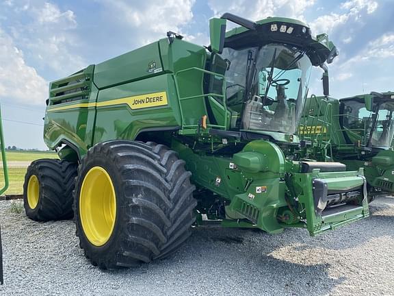 Image of John Deere X9 1000 equipment image 3