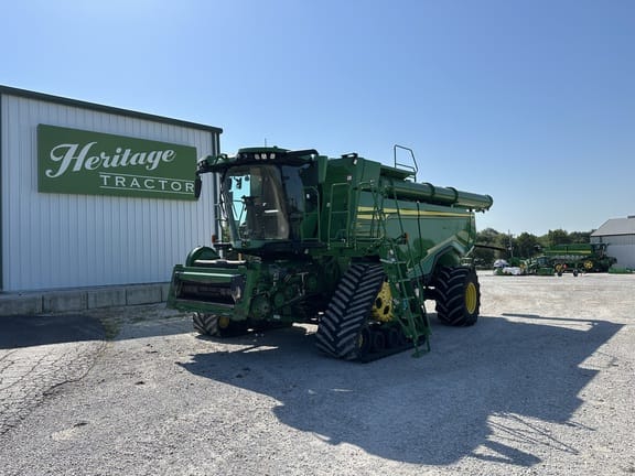 2022 John Deere X9 1000 Equipment Image0