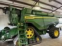 2022 John Deere X9 1000 Image