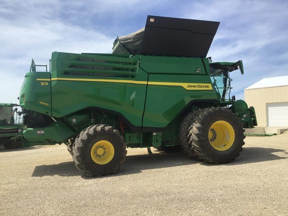 Image of John Deere X9 1000 equipment image 2