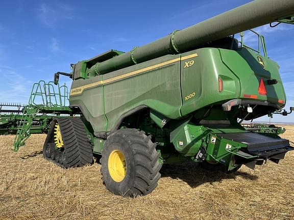 Image of John Deere X9 1000 equipment image 4