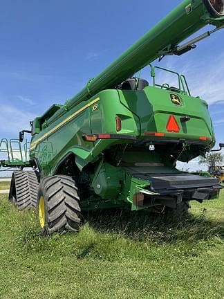 Image of John Deere X9 1000 equipment image 2