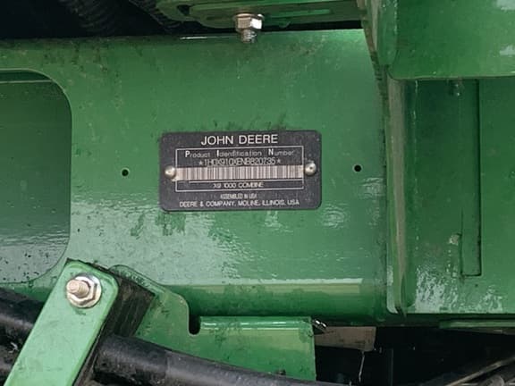 Image of John Deere X9 1000 equipment image 1