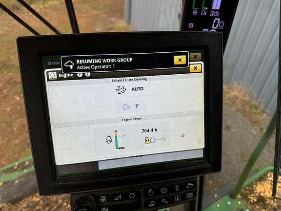 Image of John Deere X9 1000 equipment image 2