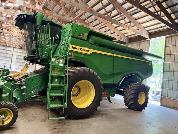 Image of John Deere X9 1000 Primary image