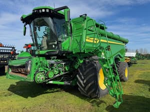 2022 John Deere X9 1000 Image