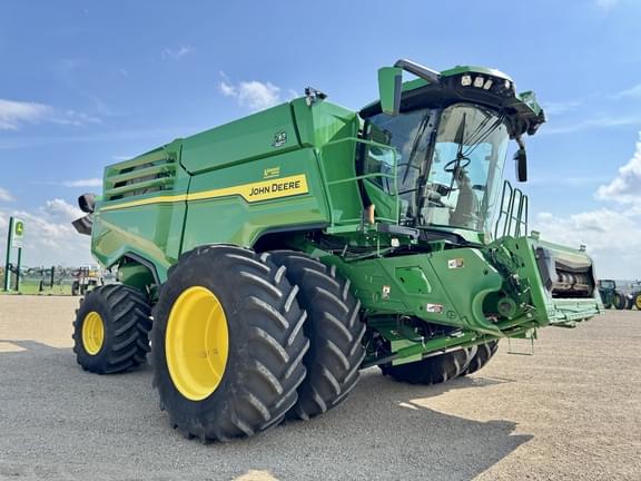 Image of John Deere X9 1000 equipment image 3
