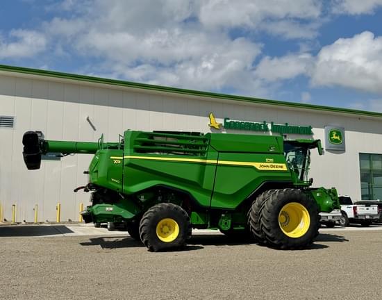 Image of John Deere X9 1000 equipment image 1