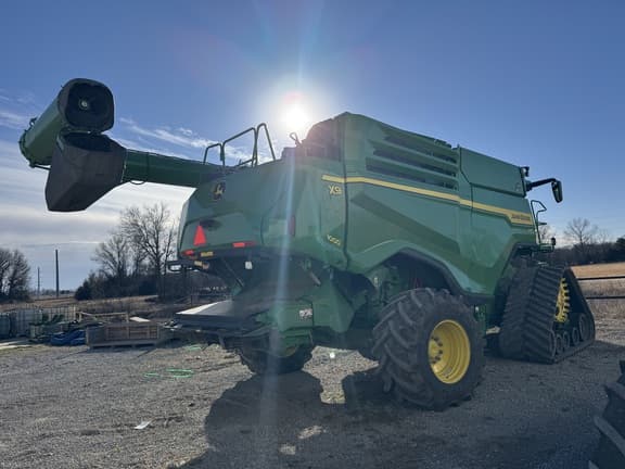 Image of John Deere X9 1000 equipment image 3