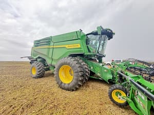 2022 John Deere X9 1000 Image