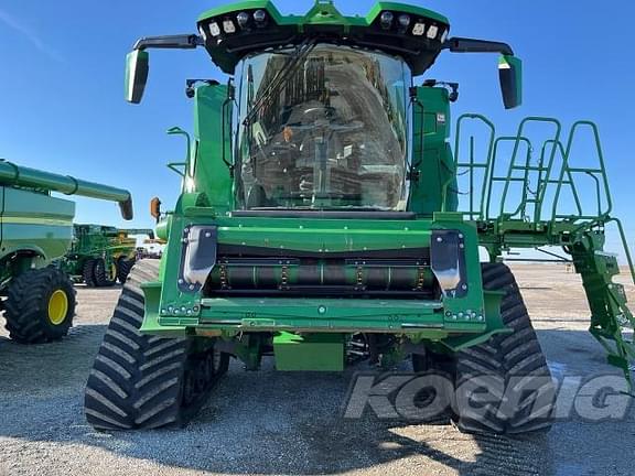 Image of John Deere X9 1000 equipment image 4