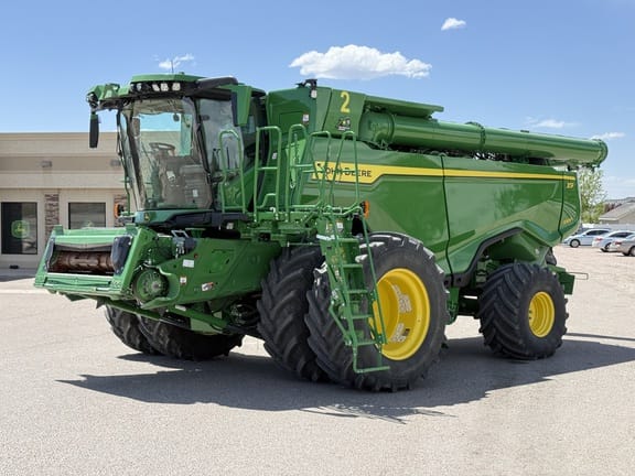 2022 John Deere X9 1000 Equipment Image0
