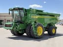 2022 John Deere X9 1000 Image