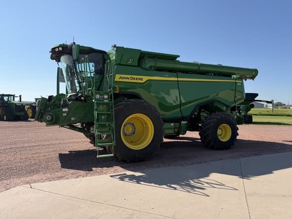 Image of John Deere X9 1000 Primary image
