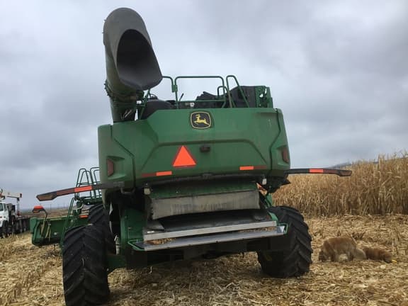 Image of John Deere X9 1000 equipment image 3
