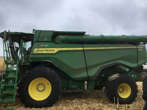 2022 John Deere X9 1000 Image