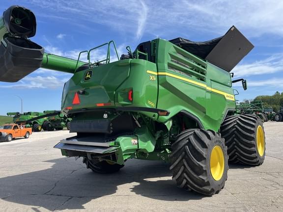 Image of John Deere X9 1000 equipment image 4