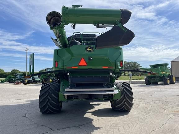 Image of John Deere X9 1000 equipment image 3