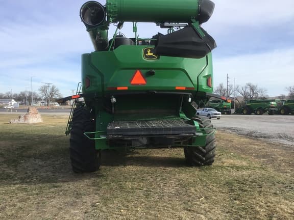 Image of John Deere X9 1000 equipment image 4