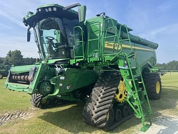 2022 John Deere X9 1100 Equipment Image0