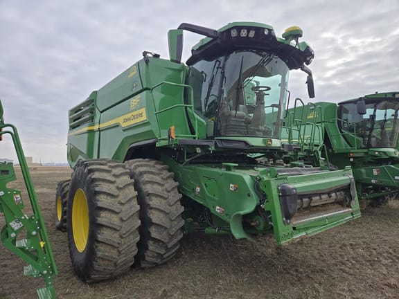 2022 John Deere X9 1100 Equipment Image0