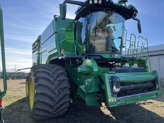 2022 John Deere X9 1100 Equipment Image0