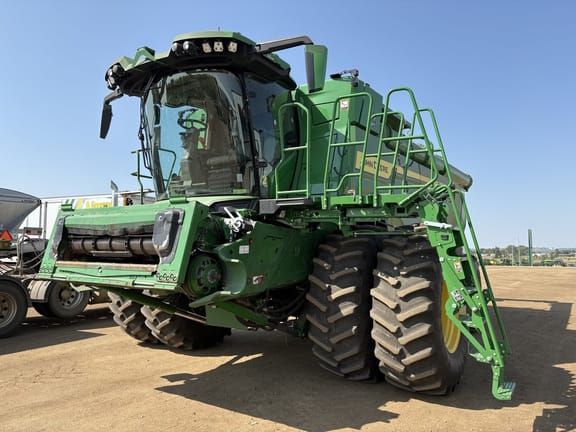2022 John Deere X9 1100 Equipment Image0