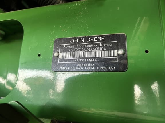 Image of John Deere X9 1100 equipment image 1