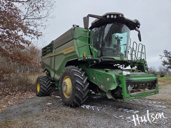 Image of John Deere X9 1100 Primary image