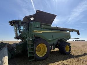 2022 John Deere X9 1100 Image