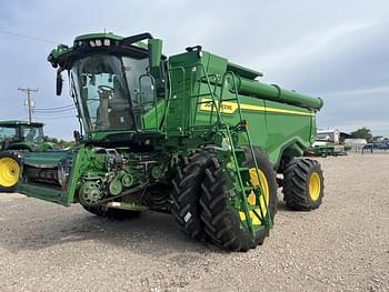 2022 John Deere X9 1100 Equipment Image0